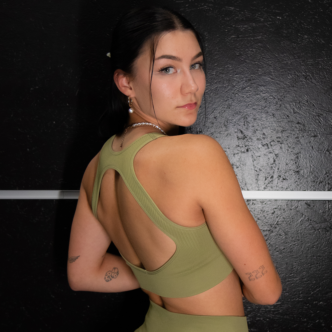 X Top Olive